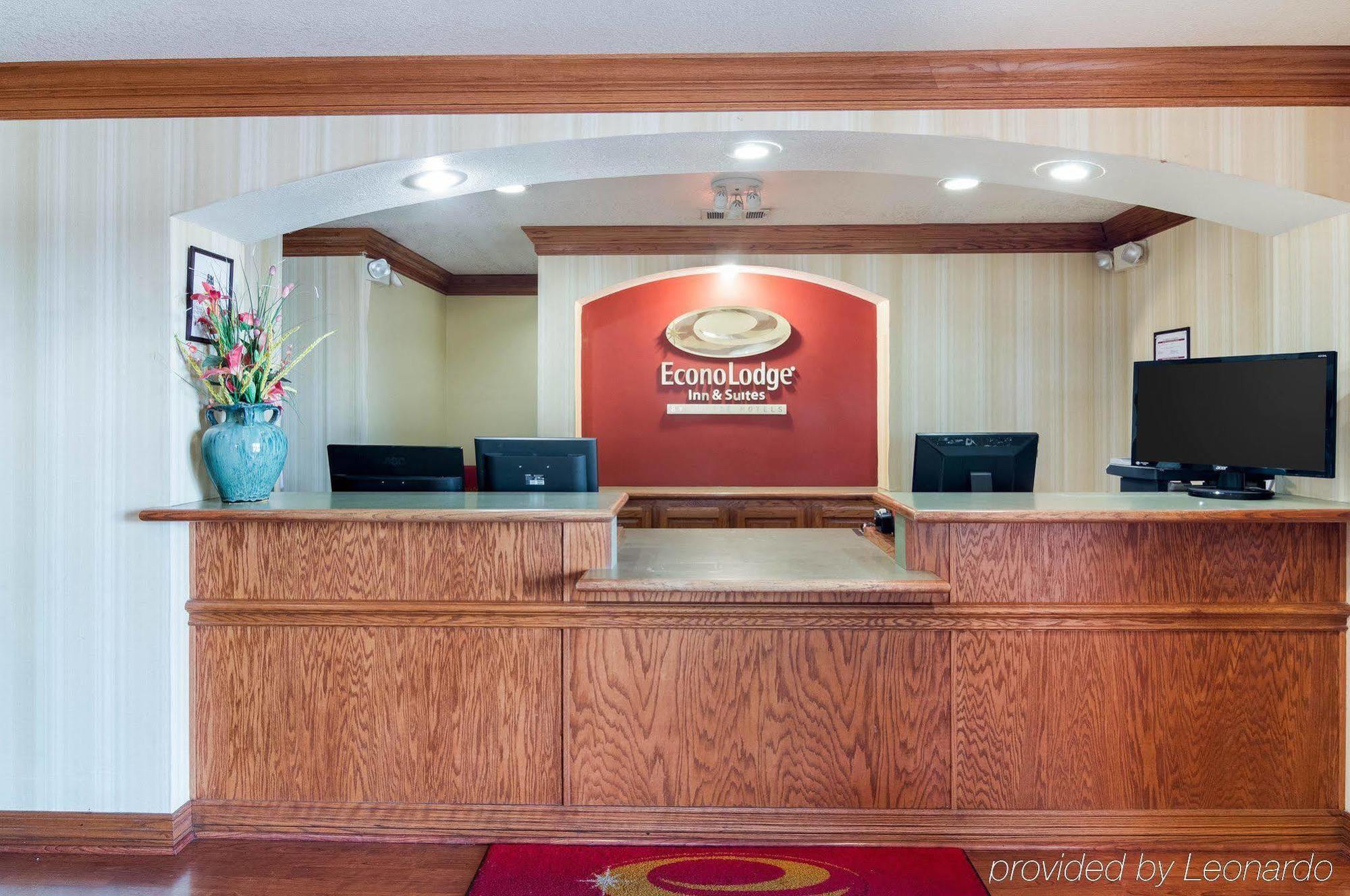 Econo Lodge Inn And Suites Arlington Eksteriør billede